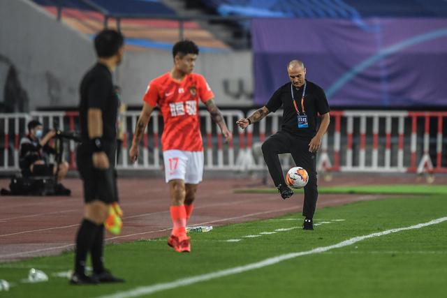 巴萨追求阿尔瓦雷斯困难重重，马竞坚决不放人